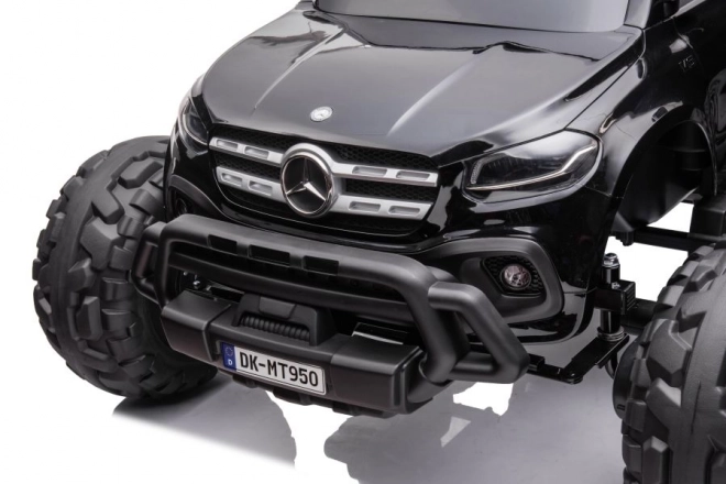 Mercedes DK-MT950 4x4 Auto na baterie černá