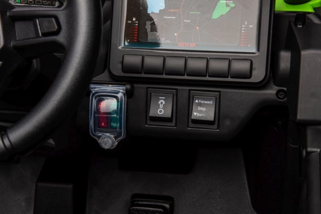 Auto na baterii Buggy Can-Am zelený lakovaný