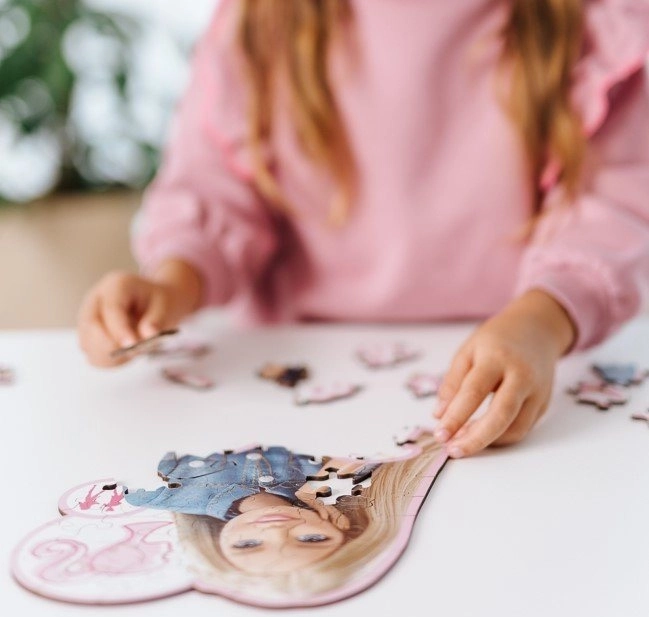 Dřevěné puzzle junior Barbie 50 dílků