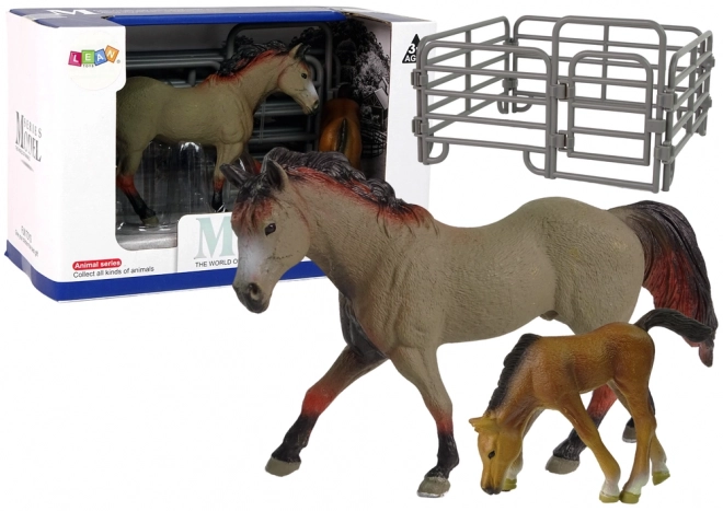 Sada 2 figurky koní Homestead Plemeno koně Kozoroh