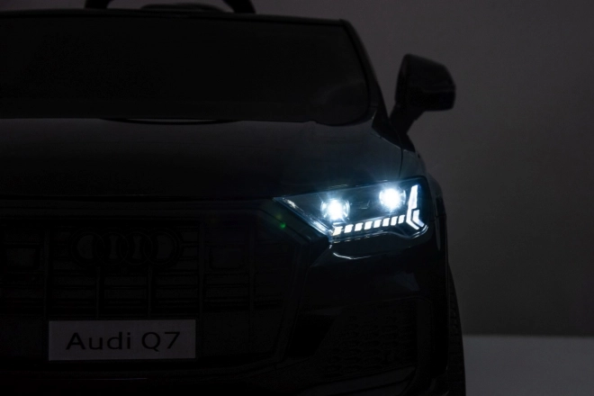 Audi Q7 NEW LIFT Modrá