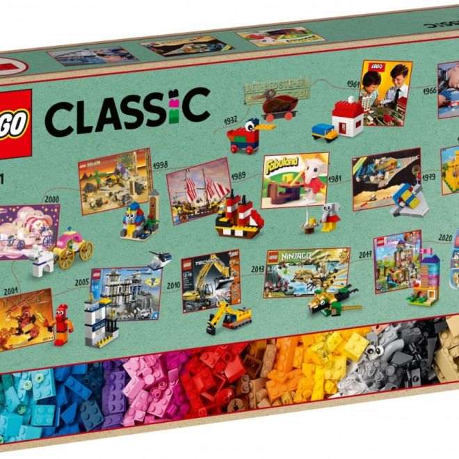 LEGO Classic 11021 90 let hraní