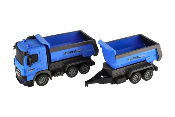 Nákladní auto s vlekem pro děti