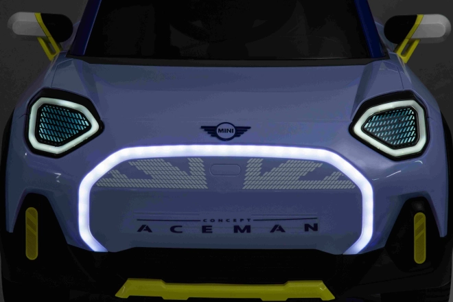 Mini Concept Aceman Fialové vozidlo