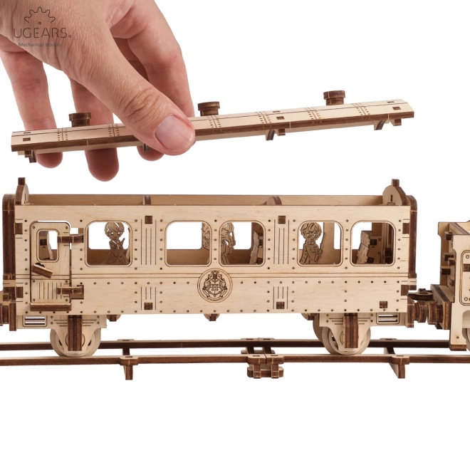 Ugears 3D dřevěné mechanické puzzle Harry Potter Bradavický expres