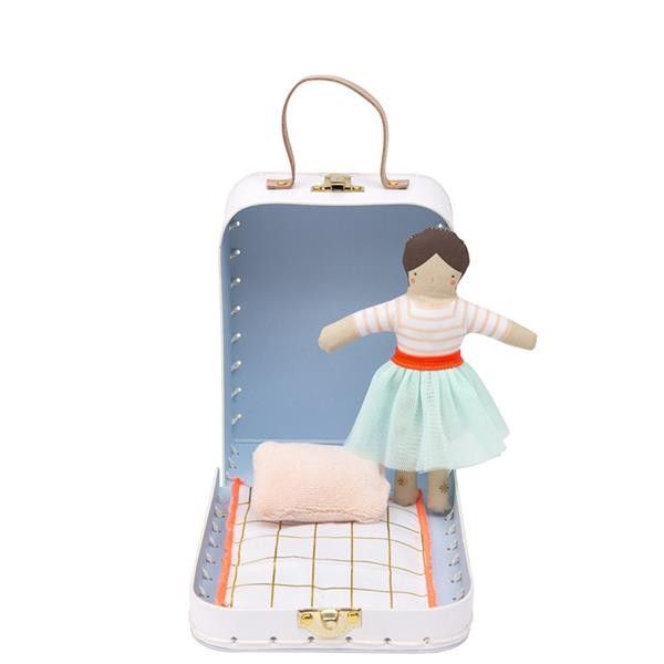 Mini panenka Lila v kufříku