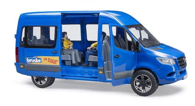 Bruder Mercedes-Benz Sprinter minibus s řidičem a cestujícím