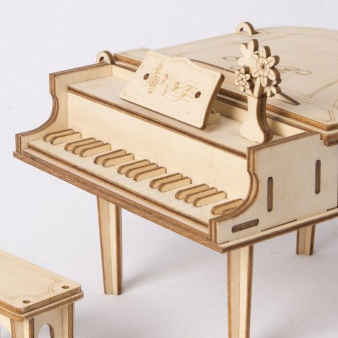 Klavír - Koncertní křídlo - 3D dřevěná stavebnice