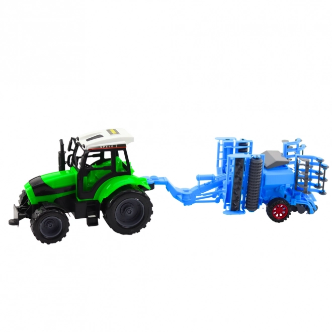 Velký zemědělský traktor s rotačním talířem