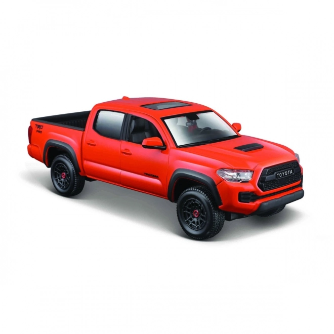Model Toyota Tacoma TRD 2023 oranžová 1/24