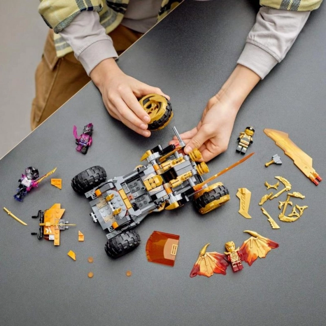 LEGO Ninjago 71769 Coleův dračí teréňák