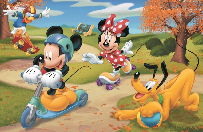 TREFL Puzzle Mickey Mouse: Bruslení v parku 54 dílků