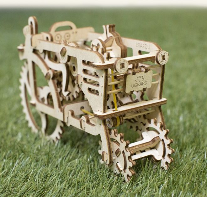 Ugears 3D puzzle - Traktor 97 dílků