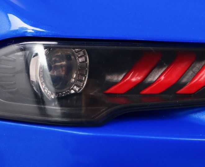 GT Sportovní autíčko na baterie pro děti modré + dálkové ovládání + pomalý start + nosič zavazadel + MP3 LED dioda