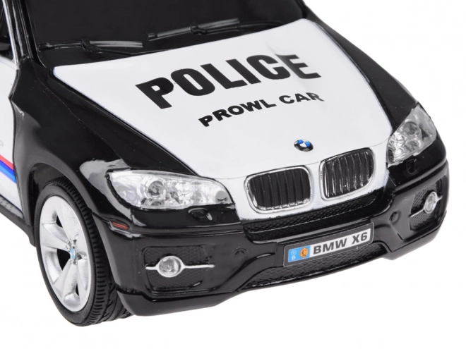 Sportovní policejní vůz BMW X6 RC0660 CY