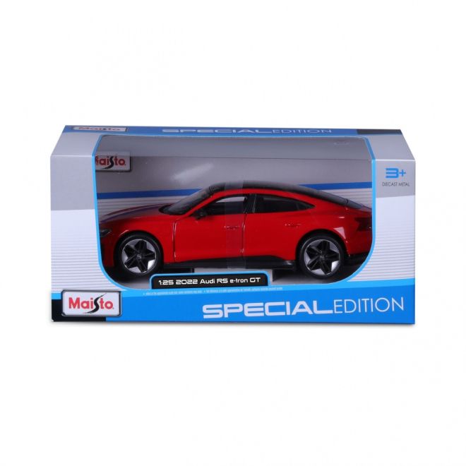 Složený model Audi RS E-tron GT 2022 červená 1/25