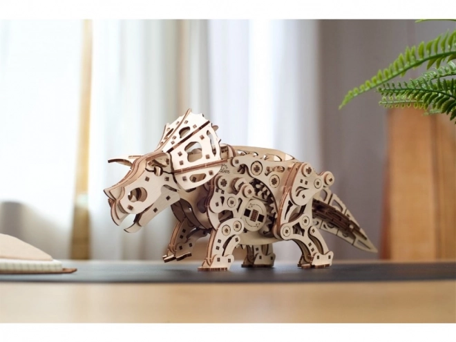 Ugears 3D dřevěné mechanické puzzle Triceratops