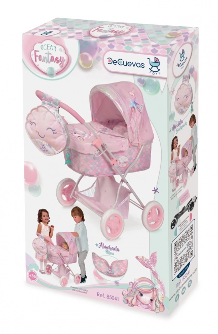 DeCuevas 85041 Skládací kočárek pro panenky s batůžkem a doplňky Ocean Fantasy 2021 - 60 cm