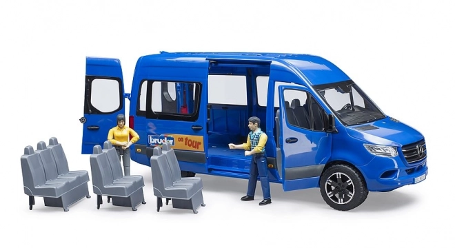 Bruder Mercedes-Benz Sprinter minibus s řidičem a cestujícím