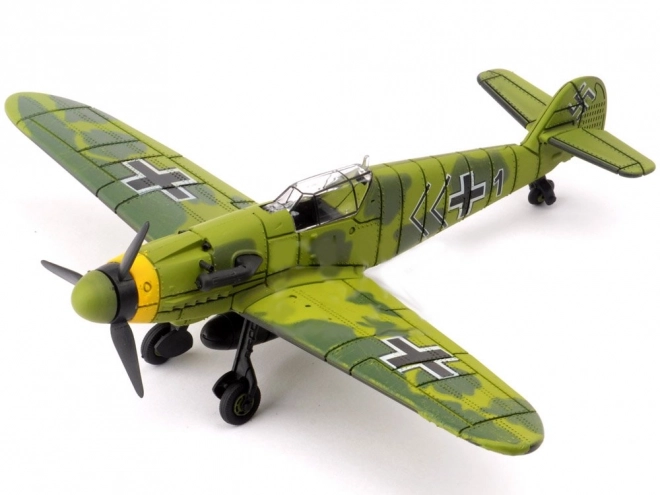 Plastikový model letadla BF-109 1:48