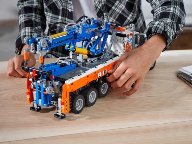 LEGO Technic 42128 Výkonný odtahový vůz