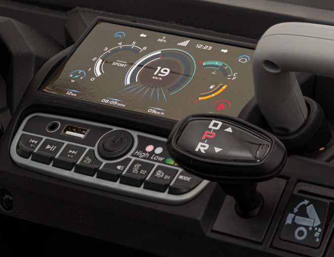 Auto Pick-Up Speed 900 pro děti černé + pohon 4x4 + pohyblivá pumpa + zavazadlový prostor + dálkové ovládání + lopata + LED audio