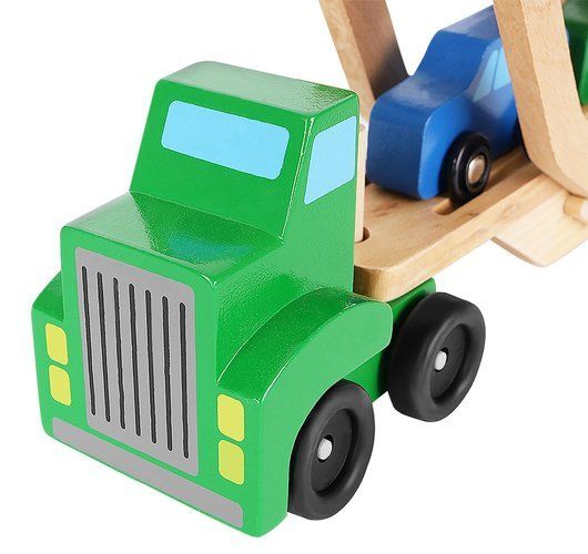 Dřevěný kamion s auty