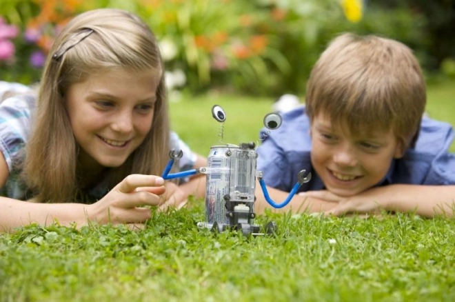 Robot z plechovky