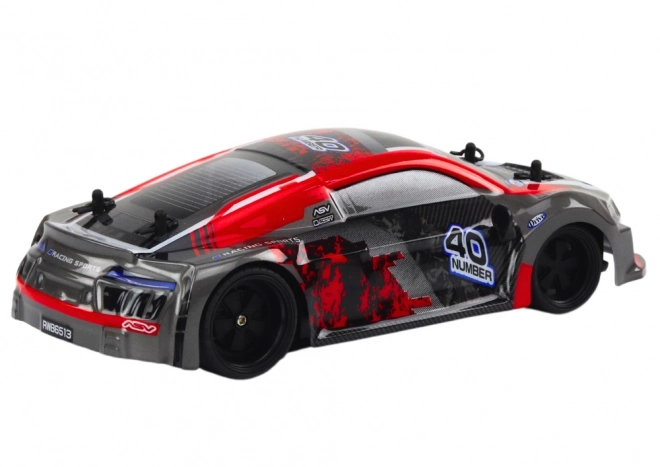 RC auto na dálkové ovládání 1:18 gumová driftovací kola červená