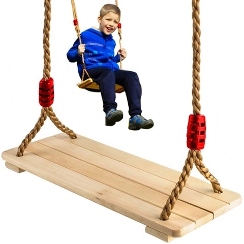 Dřevěná houpačka