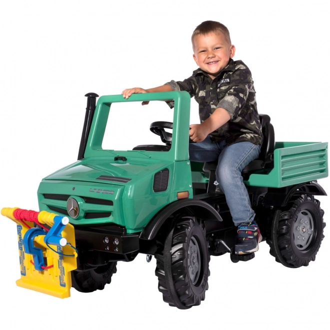 RollyUnimog Forst od Mercedes-Benz s navijákem