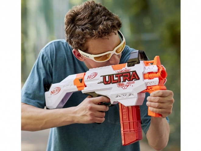 Velká pistole automatická Nerf Ultra Focus s náboji