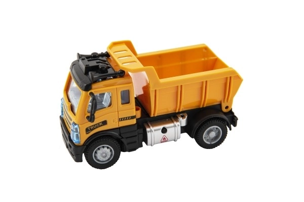 Auto RC nákladní sklápěčka plast 12cm 27MHz na dálk.ovl. na baterie se světlem v krab. 16x18x8cm