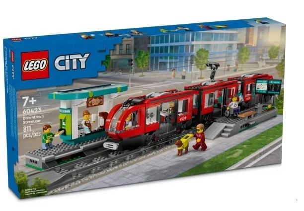 LEGO® City 60423 Tramvaj a zastávka v centru města