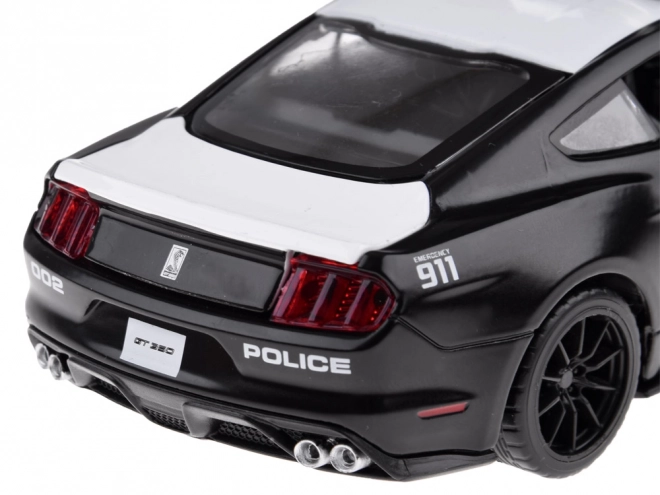 Kovové policejní auto Ford Shelby GT350 v měřítku 1:32 s efekty světel majáků