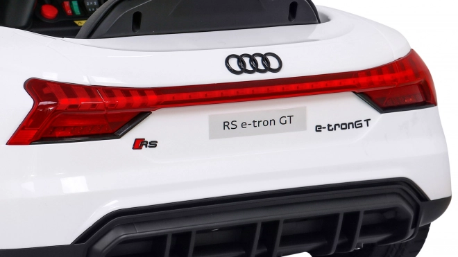 Dětské autíčko Audi RS e-tron GT bílé