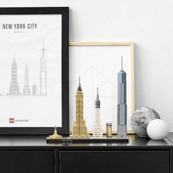 LEGO Architecture 21028 New York City