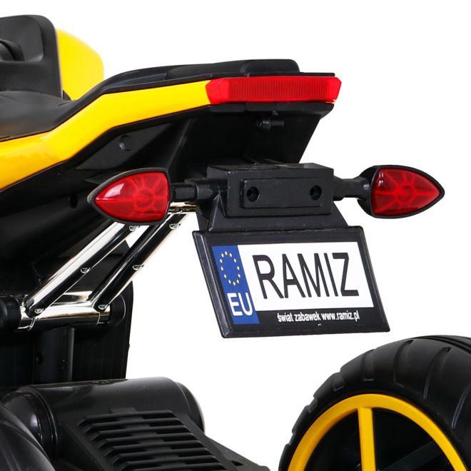 Budoucí dětská motorka na baterie Žlutá + Audio panel + Pomalý start + Kola EVA