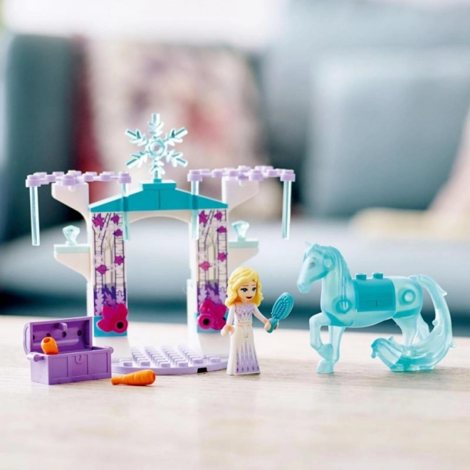 LEGO® Disney 43209 Ledová stáj Elsy a Nokka