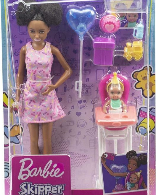 Panenka Barbie Skipper Club Carers Chair Mini Birthday GRP41