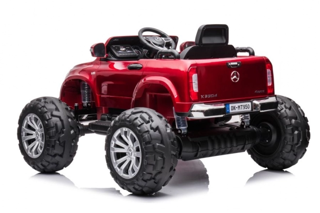 Autobaterie Mercedes DK-MT950 4x4 Červená barva