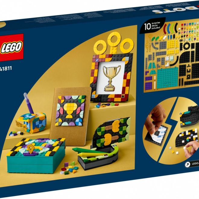 LEGO DOTS 41811 Sada psacích stolů Bradavice