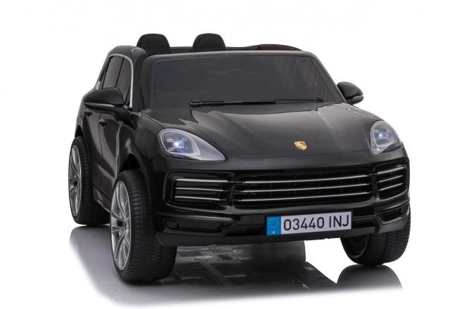 Porsche Cayenne S Vozidlo lakované na černo