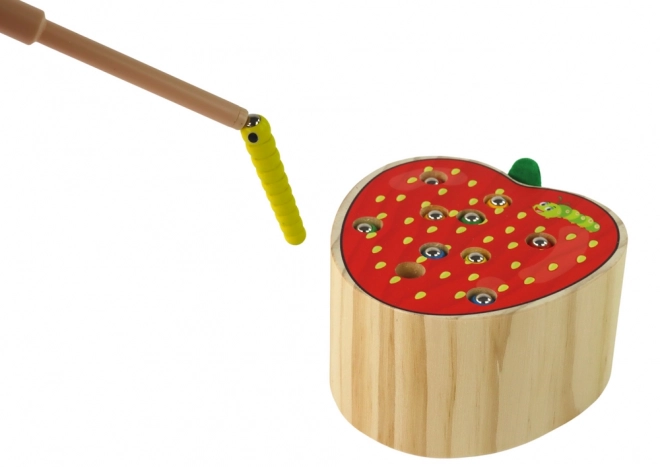 Dřevěná jahodová hra Chyť červa magnetická