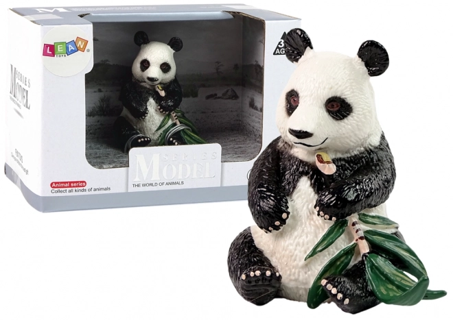 Sběratelská figurka Panda velká s bambusem