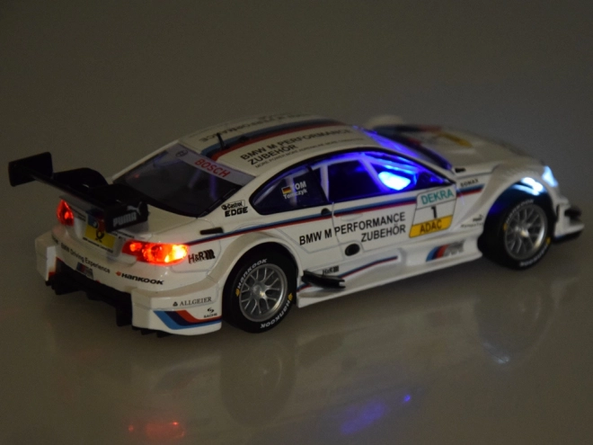 Kovový sportovní model vozu BMW M3 DTM 1:32 s efekty