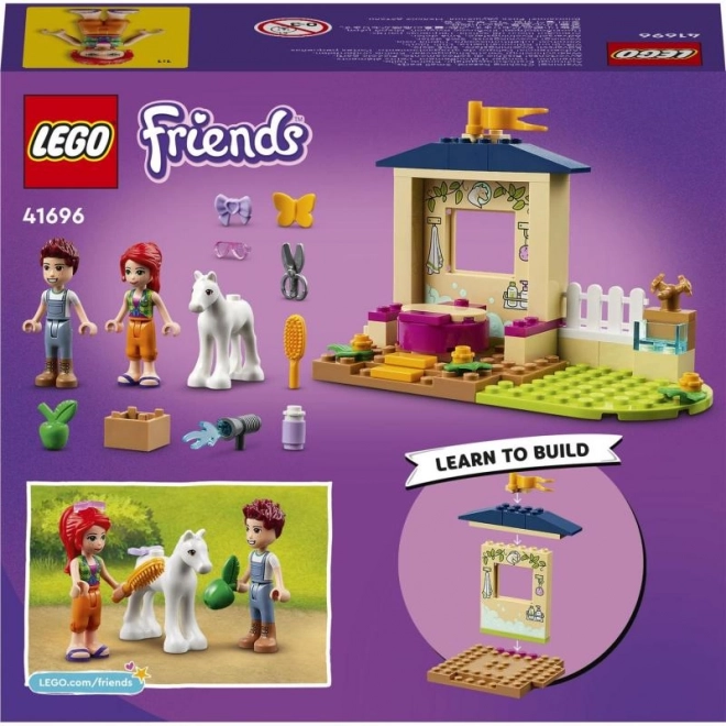 LEGO Friends 41696 Čištění poníka ve stáji