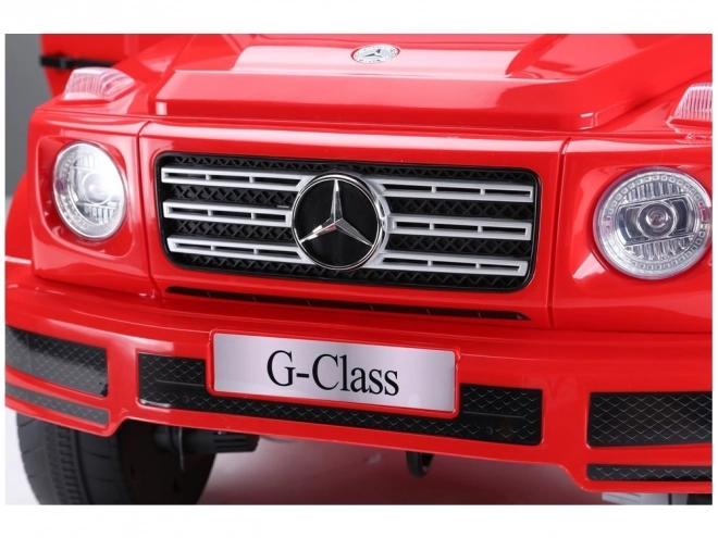 Mercedes G500 baterie auto červená