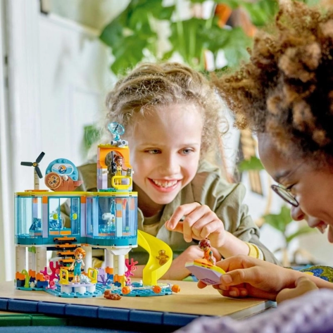 LEGO Friends 41736 Námořní záchranářské centrum