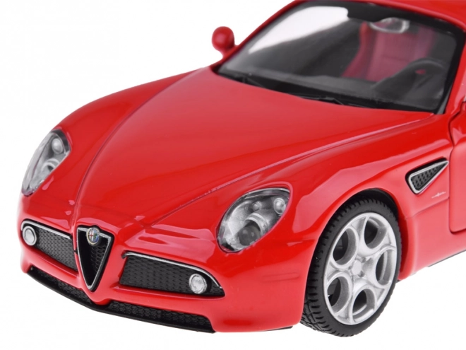 Kovový model auta Alfa Romeo 8C Competizione měřítko 1:32